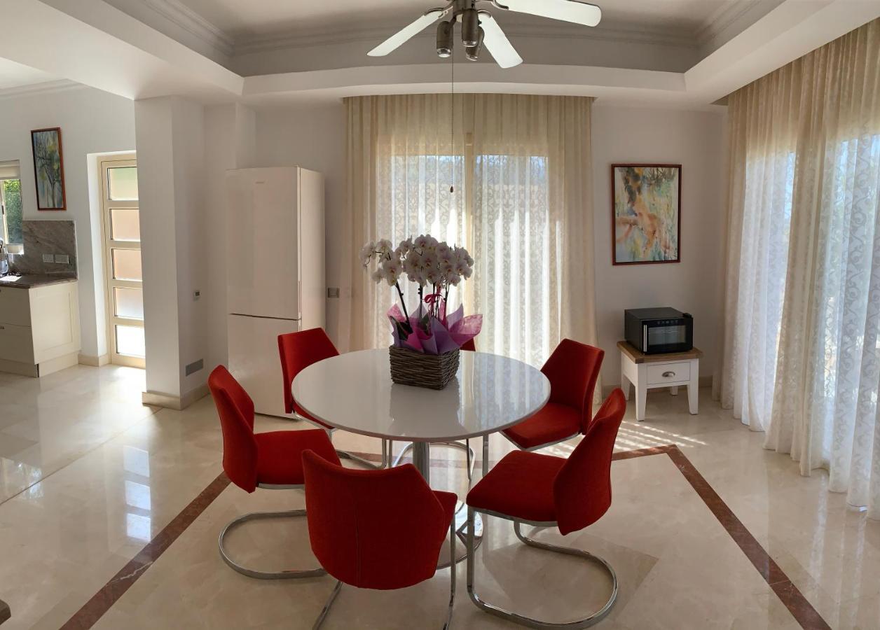Beach Villa Olivia Нео Хорио Екстериор снимка