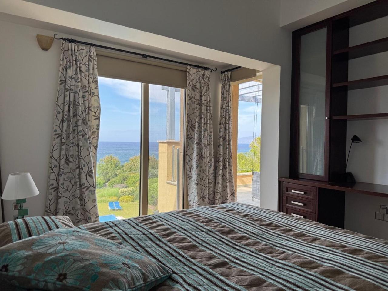 Beach Villa Olivia Нео Хорио Екстериор снимка