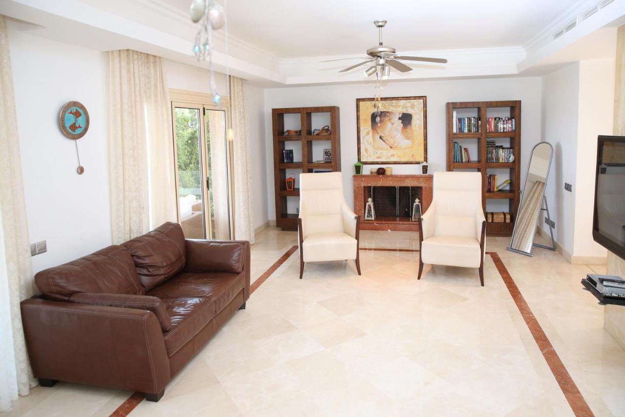 Beach Villa Olivia Нео Хорио Екстериор снимка