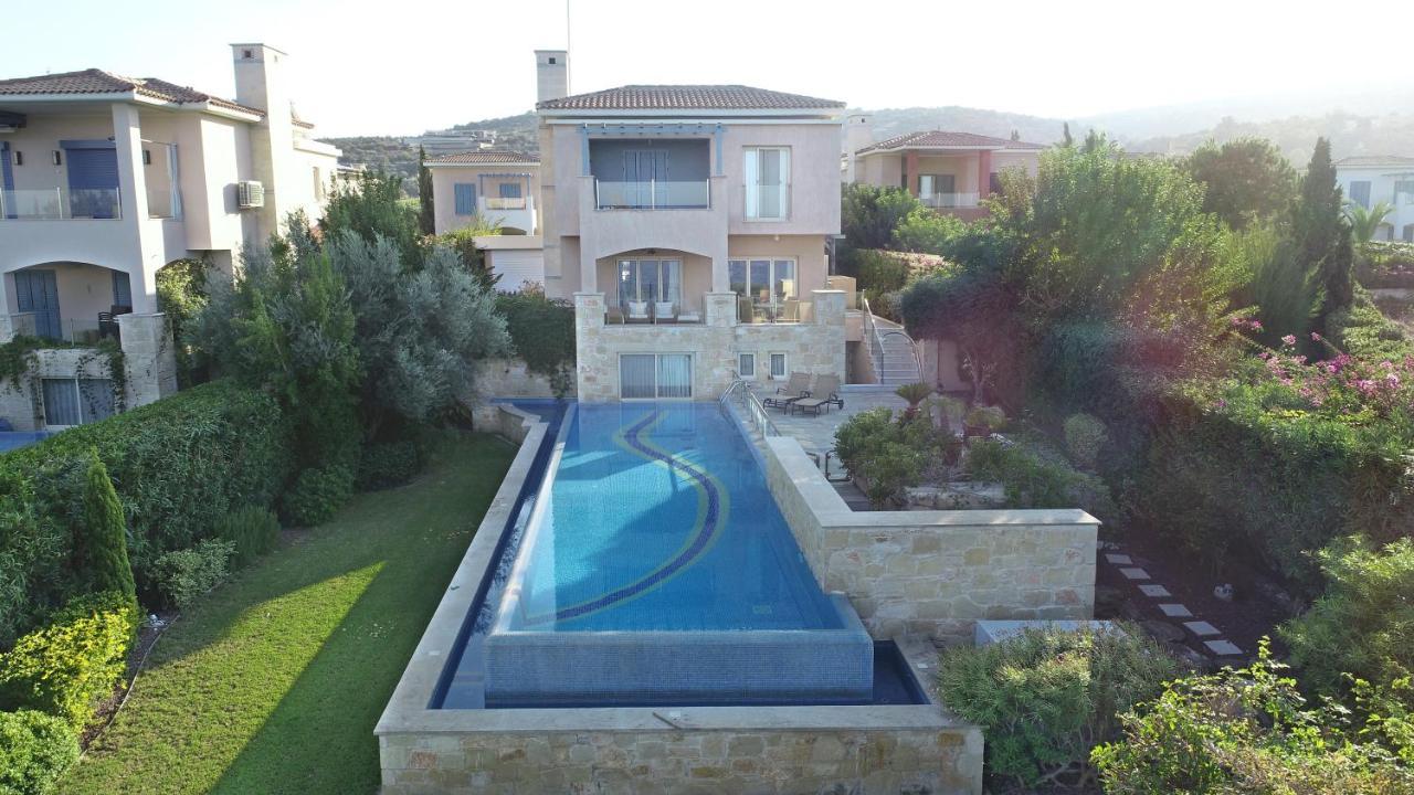 Beach Villa Olivia Нео Хорио Екстериор снимка