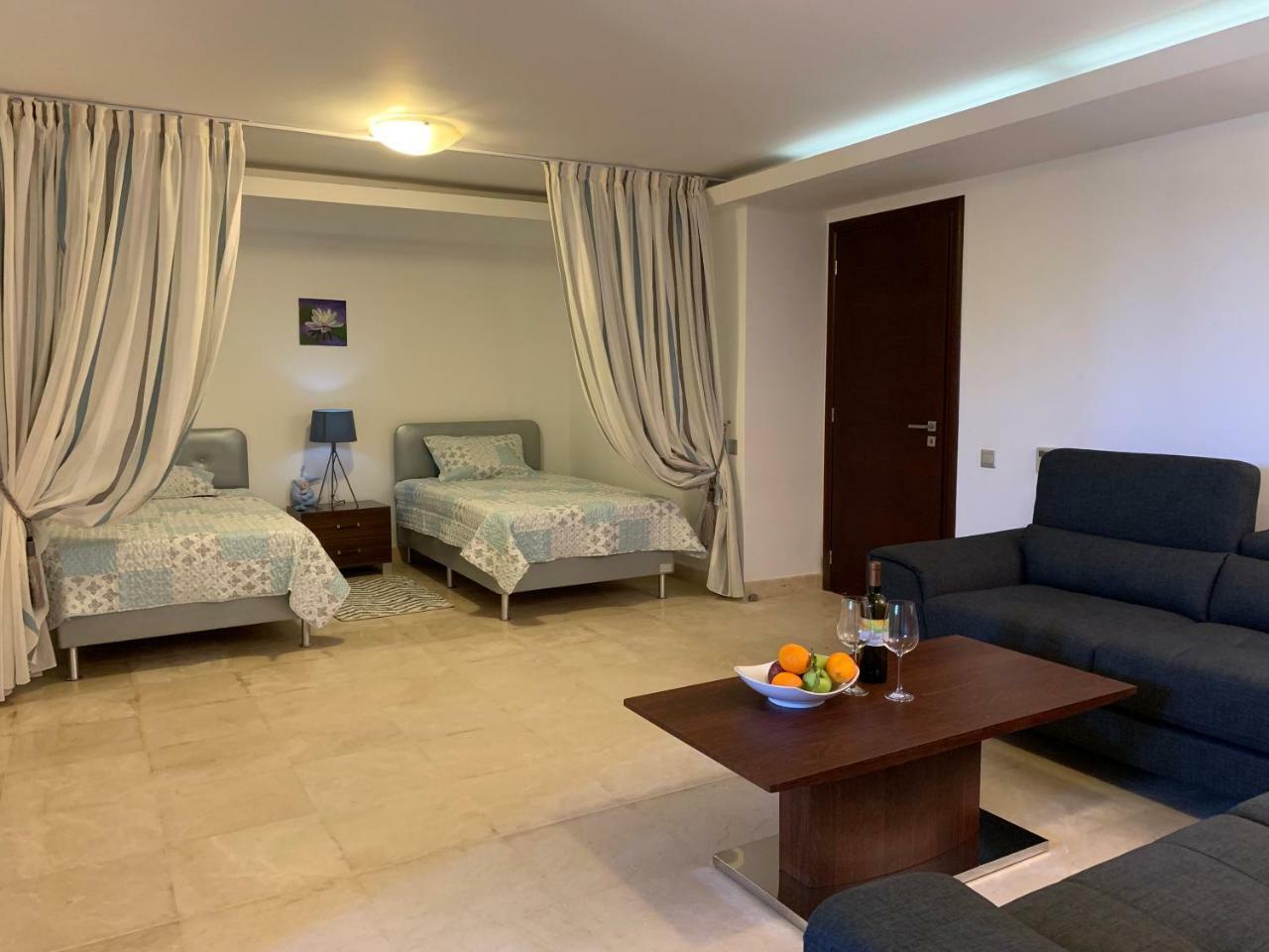 Beach Villa Olivia Нео Хорио Екстериор снимка