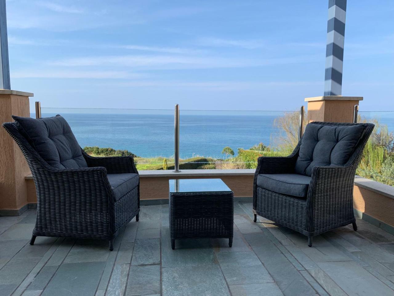 Beach Villa Olivia Нео Хорио Екстериор снимка