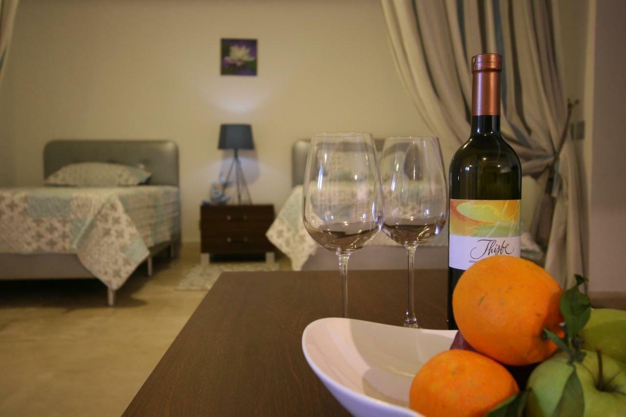 Beach Villa Olivia Нео Хорио Екстериор снимка
